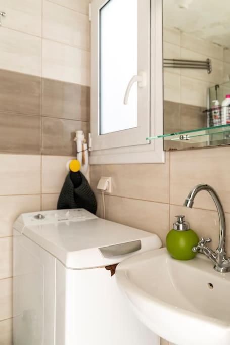 Cute Full Apt W/Backyard In Paleo Faliro Athen Exterior foto